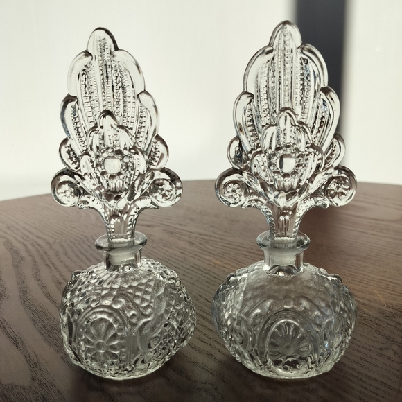 1940s Vintage Paden City Art Deco Crystal Perfume Bottles, Powder Bowl &Tray 4PC - Picture 5 of 11